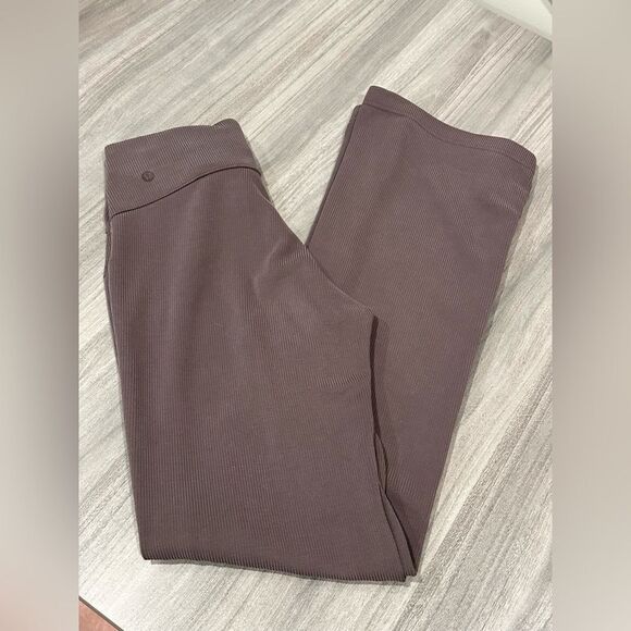 EUC Lululemon Brushed Softstreme Ribbed Zip Flared Pant 32.5" - Picture 2 of 14